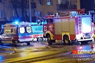 Zderzenie dwóch osobówek na rondzie w centrum Tarnowa