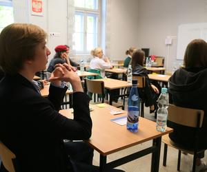 E8 z polskiego: Znakomite wieści dla uczniów