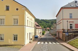 Lewin Kłodzki: prawa miejskie w latach przed 1345-1945