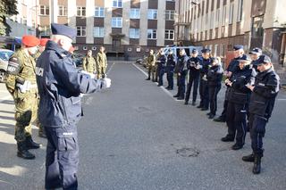 Patrol policji i wojska w Elblągu 3