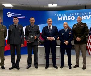 Czołgi saperskie M1150 ABV