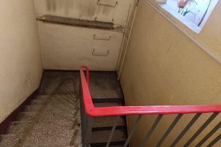 Na Tysiącleciu w Katowicach windy zatrzymują się na każdym piętrze