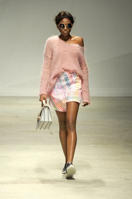 Osi Ugonoh o dorastaniu w Polsce