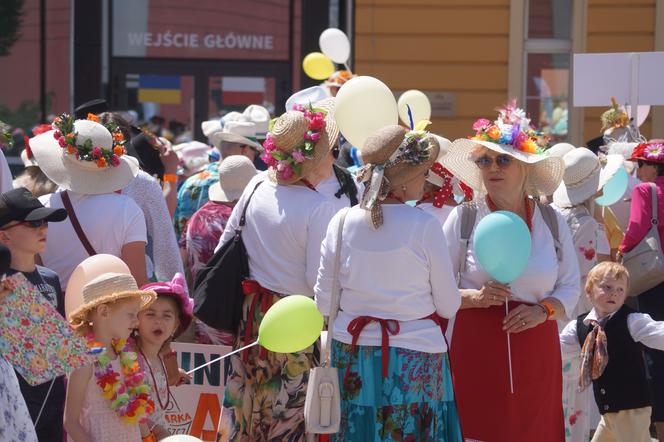 Radosna Parada Kapeluszowa 2023 przeszła ulicami Bydgoszczy! [ZDJĘCIA]