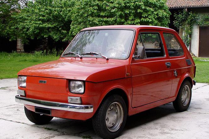 Fiat 126 zwany „Maluchem” - zdjęcie ilustracyjne