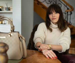 Profilerka sezon 2 - odcinek 10 streszczenie. W czasie rewizji w domu Rekowskich Jarek znika. Max Budzisz proponuje Reginie awans