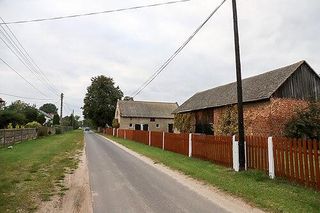 Dublany (powiat białostocki) – 2 mieszkańców