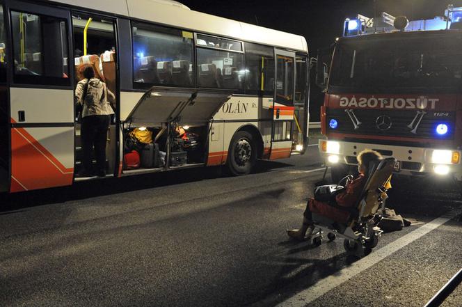 Węgry: Zderzenie autobusu i dwóch ciężarówek. 51 rannych