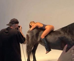 Julia Wieniawa nie traktuj mnie poważnie, to tylko seks