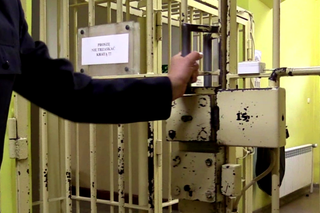 Czy nadawałbyś się do pracy w służbie więziennej? Sprawdź przykładowe pytania z testu Multiselect 2020!