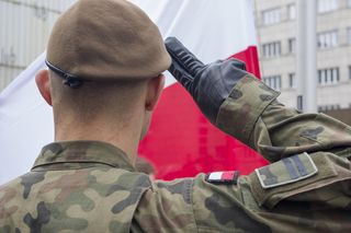 Mamy ją od 1831 r. Dlaczego nie wywiesiłeś flagi biało-czerwonej?