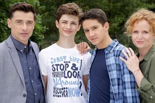 M jak miłość po wakacjach 2018. Marek (Kacper Kuszewski), Ewa (Dominika Kluźniak), Mateusz (Krystian Domagała), Antek (Jakub Jankiewicz)