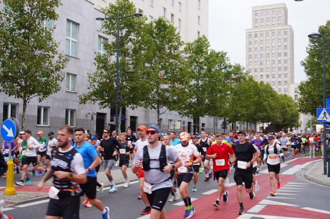 Uczestnicy Maratonu Warszawskiego 2025
