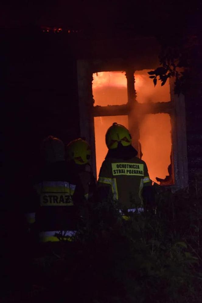 Strażacy pokazują, jak walczyli z ogniem w Kazimierzu Dolnym 