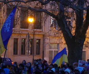 Manifestacja w trzecią rocznicę wybuchu wojny w Ukrainie