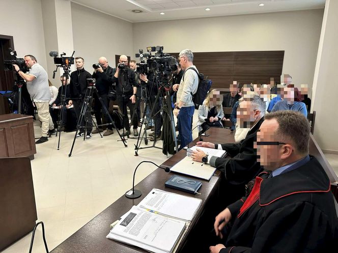 Adwokat zszokował słowami o trumnach na kółkach. Trwa proces
