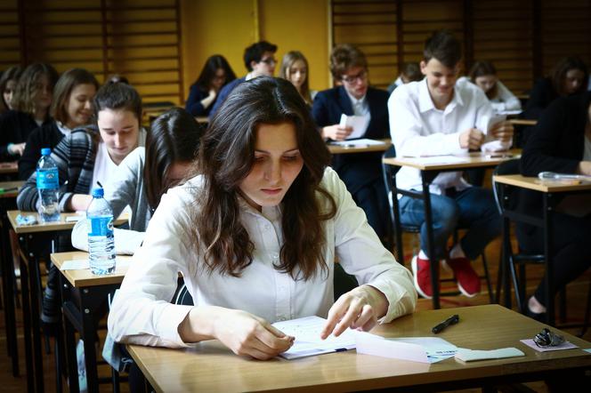Egzamin gimnazjalny 2018: procedury. Jak przebiegają testy?