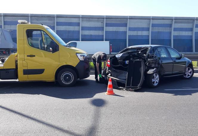 Gigantyczny korek na S8. Kierowcy mogli skorzystać tylko z jednego pasa. Doszło do kolizji