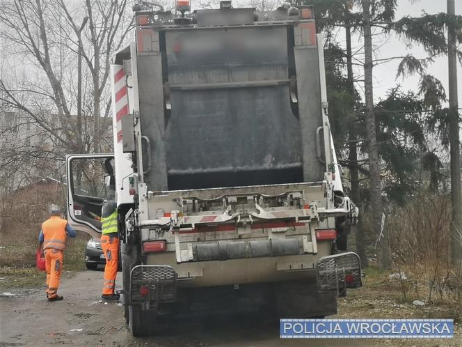 Zażywali narkotyki w kabinie śmieciarki