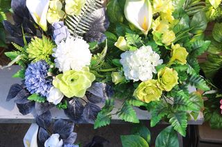 Giełda kwiatowa przy Drodze Dębińskiej 