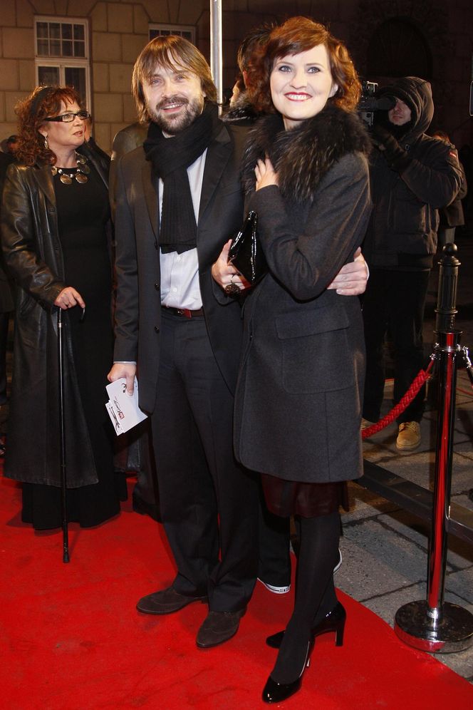 Izabela Kuna, Marek Modzelewski