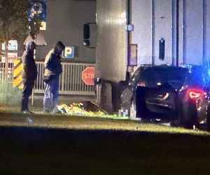 Kierowca toyoty nie przeżył potwornego uderzenia. Jego auto wbiło się w tył naczepy. Policjanci nie wykluczają jednego…