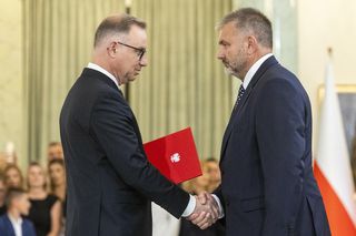 Szokujący wpis Dudy na temat Żurka! Przyrównał go do koronawirusa?! W tle bimber z Podlasia. Jest też wideo!