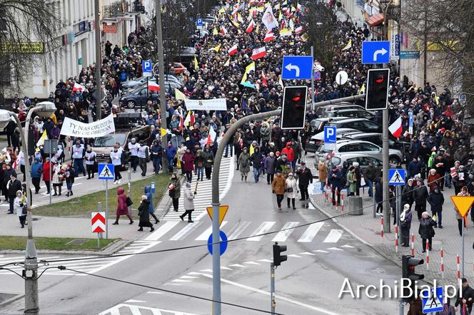 Marsz Papieski w Białymstoku. Było 4 tysiące osób. 2 kwietnia 2023