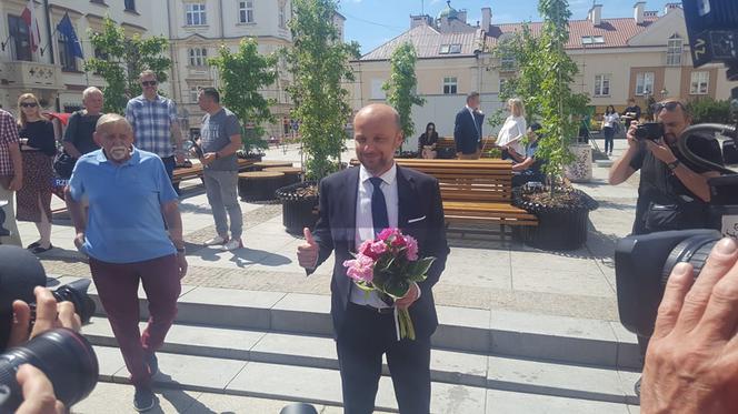 Wybory w Rzeszowie. Konrad Fijołek podziękował mieszkańcom za wybory! Kiedy zaprzysiężenie? 