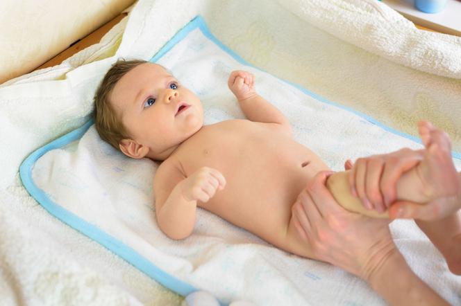 PĘPEK noworodka - właściwa higiena i pielęgnacja