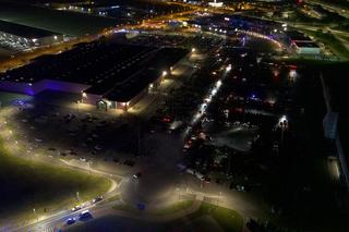 Nielegalne zloty i wyścigi na poznańskich ulicach. 9 osób zatrzymanych 