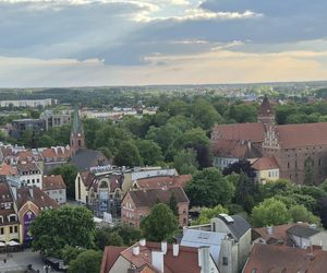 Olsztyn z lotu ptaka. Tak wygląda miasto z wieży ratuszowej