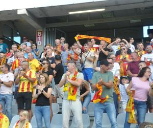 Korona Kielce - Cracovia. Zdjęcia kibiców podczas meczu. 10 sierpnia 2024