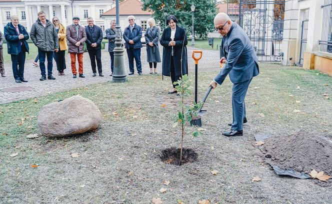 Podczas Festiwalu Nauki i Sztuki każdy chętny może brać udział w wykładach, warsztatach i innych wydarzeniach odbywających się w Uniwersytecie