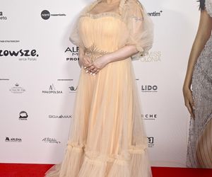 Iwona Węgrowska odsłoniła obfity dekolt 