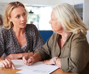 Po którym rodzicu można odziedziczyć chorobę Alzheimera? Zwróć uwagę także na wiek  