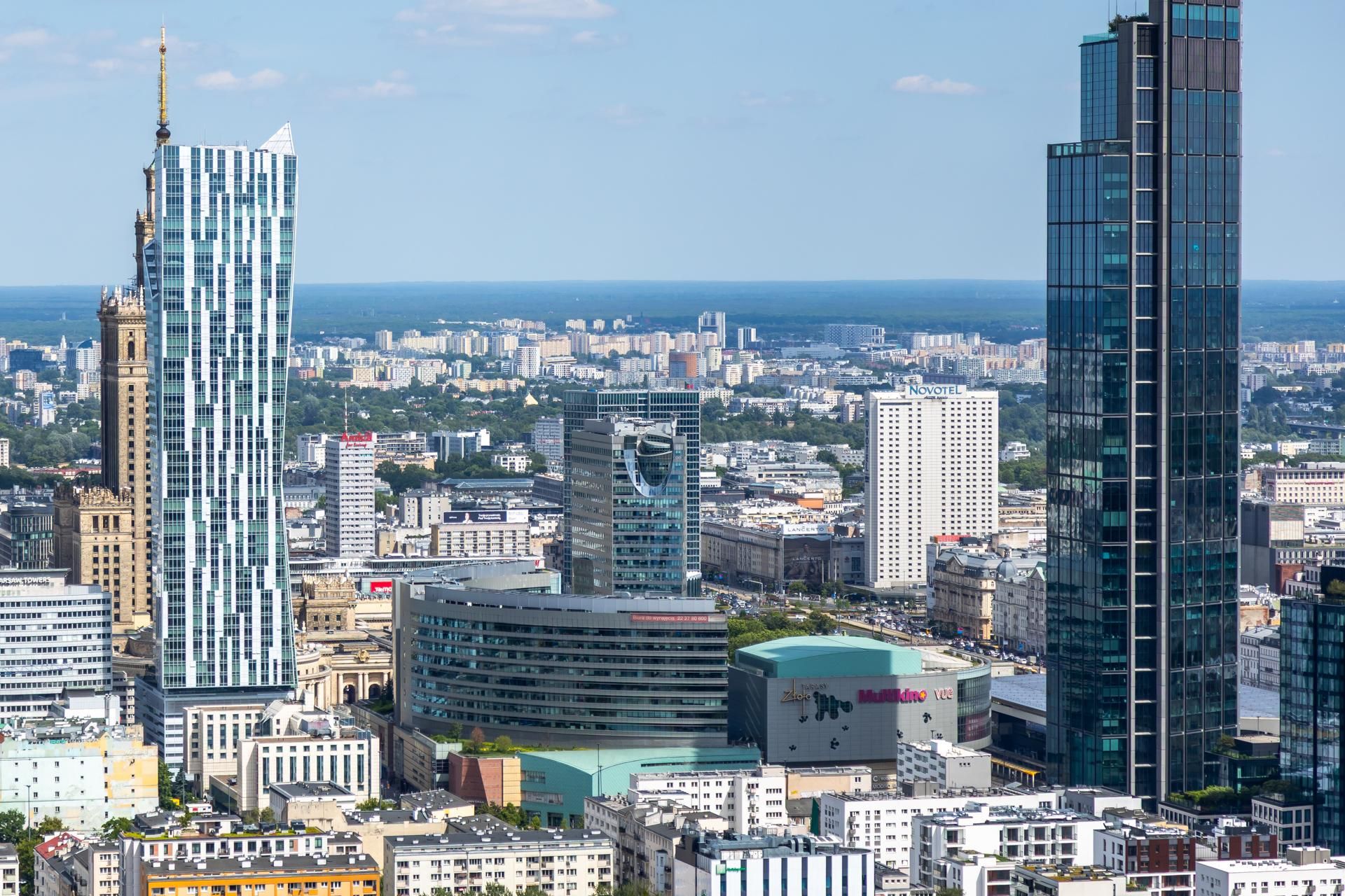 Panorama Warszawy z wieżowca Skyliner