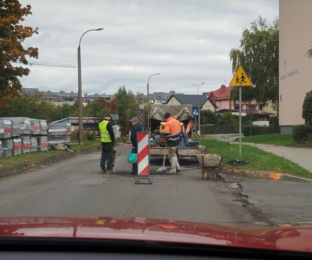 Trwa remont nawierzchni ulic Romanówka i Unitów Podlaskich w Siedlcach