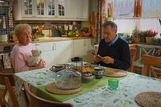 M jak miłość odc. 1713. Józef Modry (Stefan Friedmann), Barbara (Teresa Lipowska)