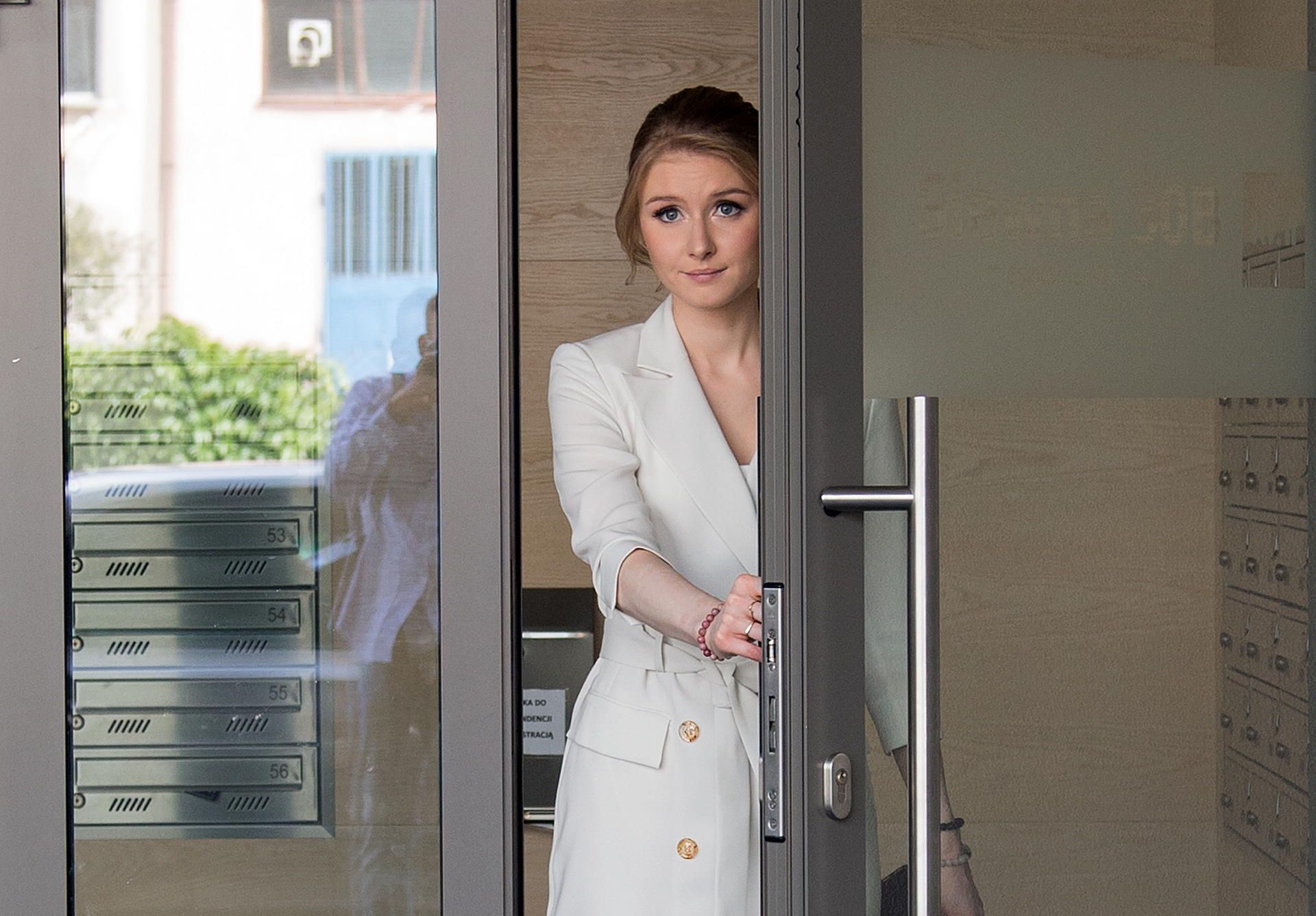 Kinga Duda will not be dependent on her husband. She earns more than her father