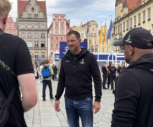 Wrocław żyje finałem Ligi Konferencji Europy. Kibice Betisu i Chelsea już w strefach kibica!