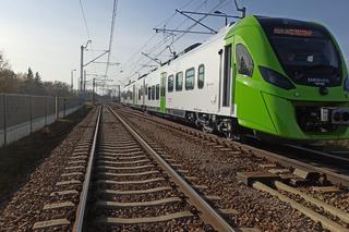 Tarnów. Pijany 35-latek potrącony przez pociąg. Przechodził przez tory w niedozwolonym miejscu