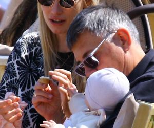 Krzysztof Ibisz je żonie z ręki