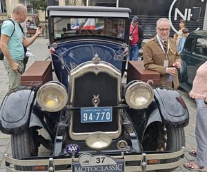 Parada zabytkowych samochodów