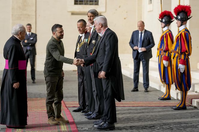 Zełenski pojechał do papieża Franciszka. Dał mu wstrząsający prezent