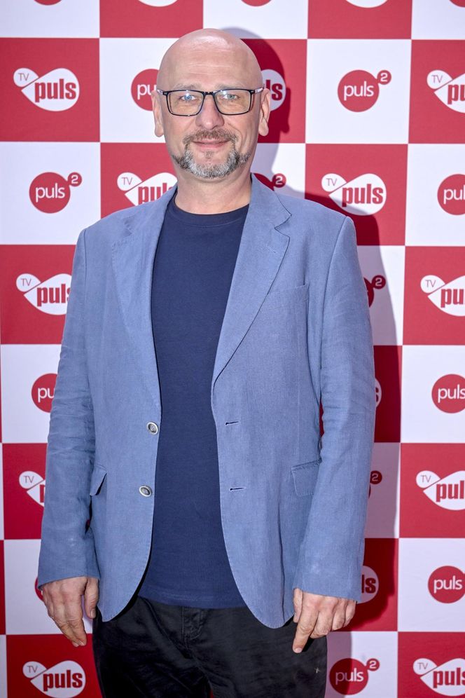 Grzegorz Halama nagle zniknął z show-biznesu. Nie do wiary, jak dziś wygląda znany kabareciarz