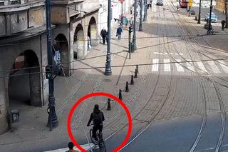 Policjanci wypatrzyli na miejskim monitoringu w centrum Bydgoszczy prawie 100 rowerzystów. W każdym przypadku coś było nie tak