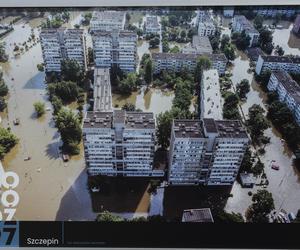 Powódź Tysiąclecia we Wrocławiu. Wystawa zdjęć w Rynku 
