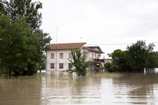 Powódz we Włoszech. Nie żyje co najmniej 5 osób!