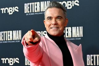 Recenzja filmu Better Man. To 100% Robbiego Williamsa w Robbiem Williamsie